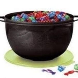 Tupperware Black Serving Bowl with Green Lid